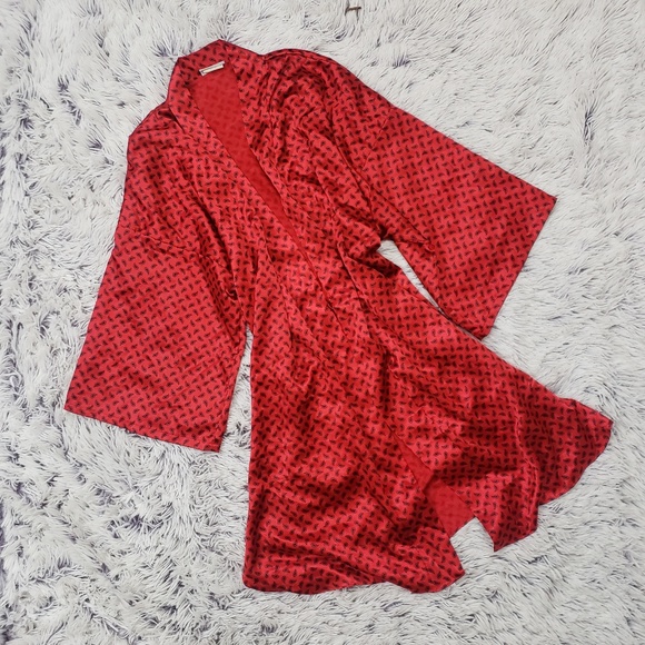 jayre Tops - Red Paisley Kimono Robe